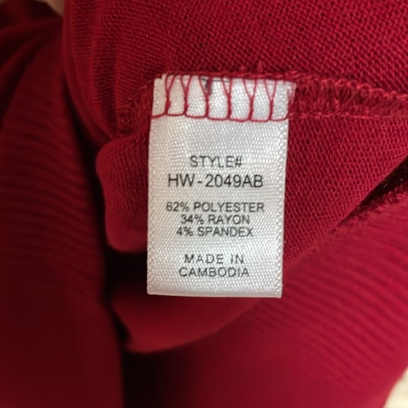 Zenana size Small Red Snap Down Stretchy and Soft Cardigan with 3/4 Sleeves - Picture 5 of 8